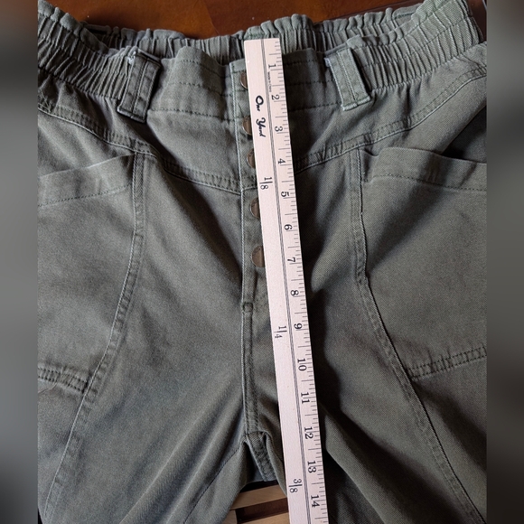 Women's Knox Rose Olive Cargo Pants - Picture 5 of 7